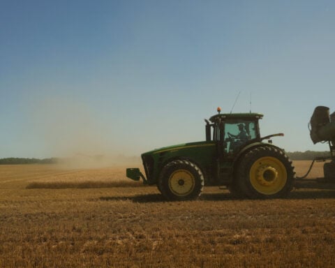 Trump administration announces $8 billion farm relief plan as fuel, fertilizer costs bite