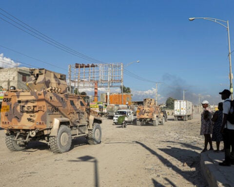 El Salvador says Haiti gangs holding 4 force members hostage, announces new rescue mission