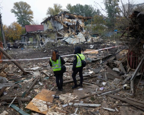 Russia bombs Kyiv and Ukraine fires drones towards Moscow, despite talk of renewing negotiations