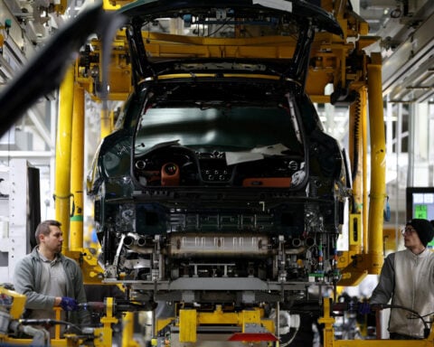 UK factory output expected to stabilise, CBI survey shows