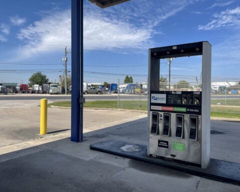 Trump's tax-exempt diesel draws skepticism from farmers, eludes others