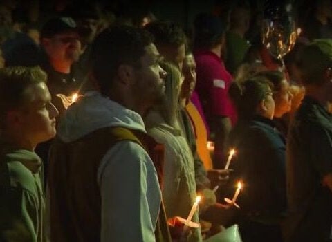 Hundreds gather to honor motorcyclist killed in Des Moines crash