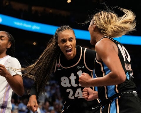 Atlanta Dream smother Golden State, riding a bruising defense to a 2-1 WNBA Finals lead