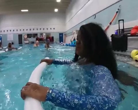 Woman says she lost over 200 pounds through water aerobics classes, became instructor