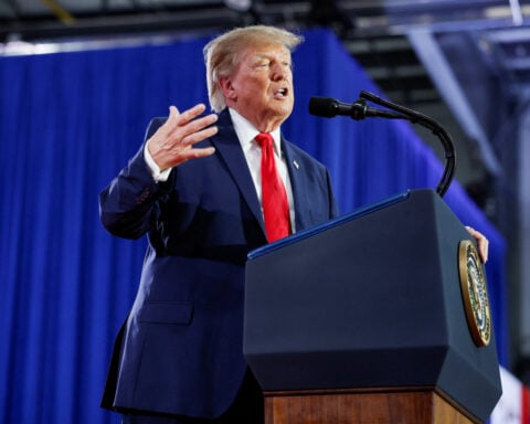 In Iowa stronghold, Trump urges Republicans to turn out and vote