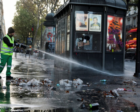 French business activity contracts in October amid political, financial pressures, PMI shows