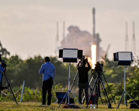 Ukraine says Starshield back to normal, Musk says Kyiv violated terms