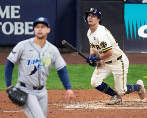 Frelick, Pratt lift Brewers to 5-4 comeback win over Rays and 2-0 World Series lead