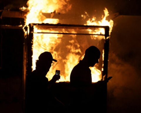Fresh protests in Tirana, despite new measures to curb unrest