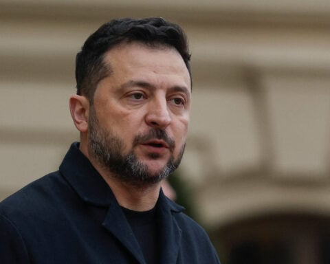 Zelenskiy says US fully resumes warnings on ballistic strikes