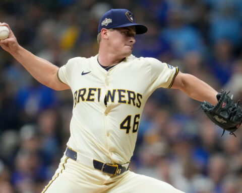 Brewers manager says of flight piloted by pitcher's uncle: 'I didn’t know Quinn threw a knuckleball'