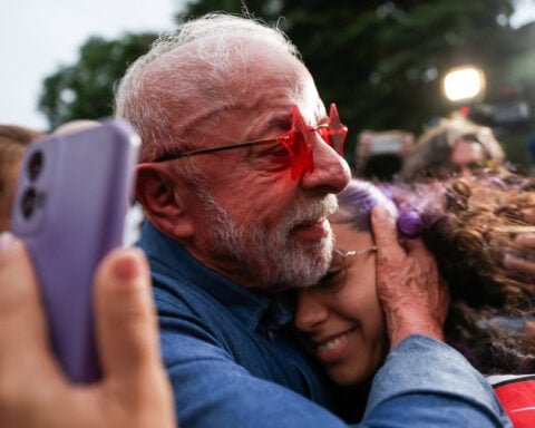 Global leaders congratulate Brazil President Lula on reelection
