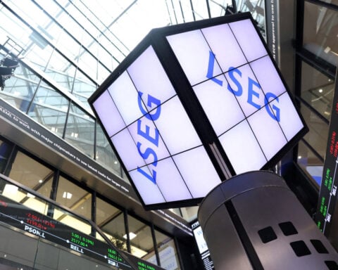 World stocks gain ahead of 'formidable' week for risk; oil prices ease