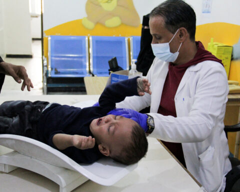 'No fuel to keep babies warm': shortages push hospitals in Yemen's Taiz to brink