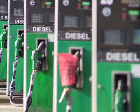 Omaha-area truck drivers worry diesel prices could threaten their livelihoods