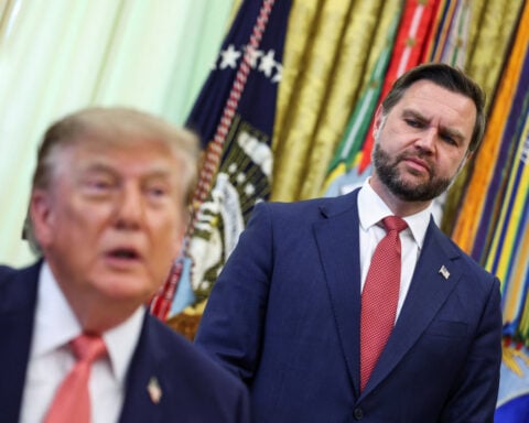 Trump offers $1 million for tipoffs that lead to voter fraud convictions