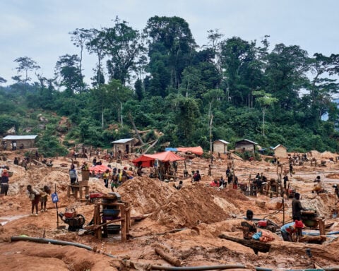 Gold smuggling funds Islamic State-linked insurgency in eastern Congo, report says