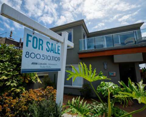 US new home sales fall in September; median house price drops from year ago