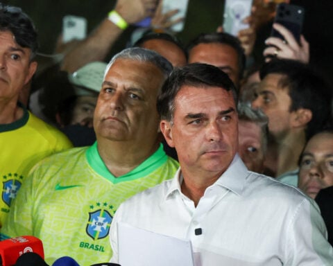 Brazil Supreme Court says no search warrant issued against Senator Flavio Bolsonaro