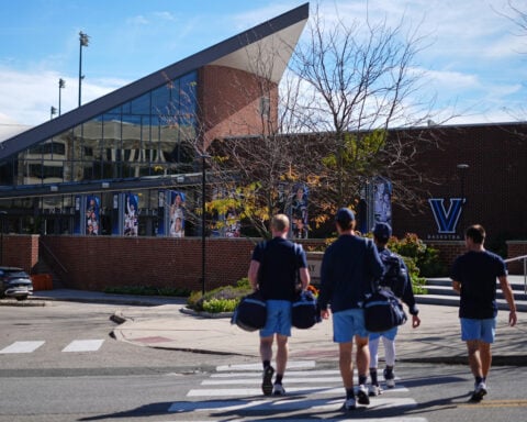 Villanova relies on 'power of the pope' going into Rome doubleheader against Notre Dame