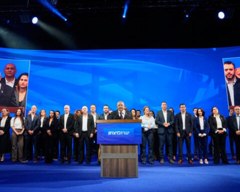 Who is Gadi Eisenkot, the man with the best chance to oust Netanyahu?