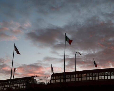 Mexico, US assess viability of trade deal before midterms