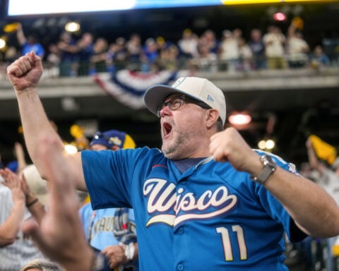 Brewers beat the Rays 4-1 in Game 5 to win the first World Series title in franchise history