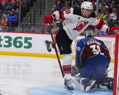 Kadri, Kelly score in 1:02 span early in 3rd in Avalanche's 5-2 win over Devils
