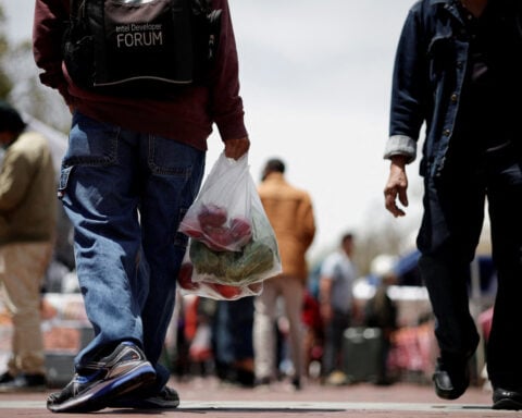 US inflation heats up in September; consumer spending rises