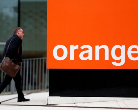 Orange unit signs deal to Mistral's latest AI cybersecurity model