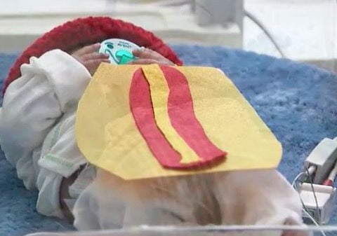 Pittsburgh NICU nurse creates handmade Halloween costumes for babies
