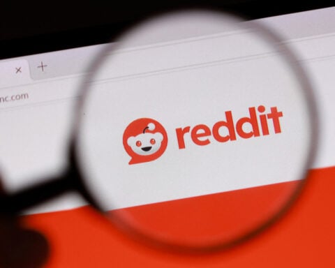 Reddit puts logged in experience first as Google AI hits traffic