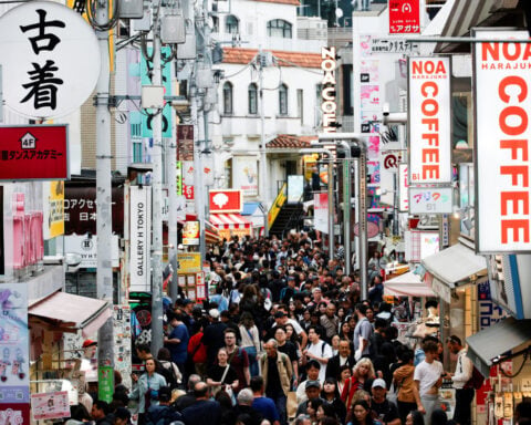 Tokyo core inflation exceeds BOJ target in October