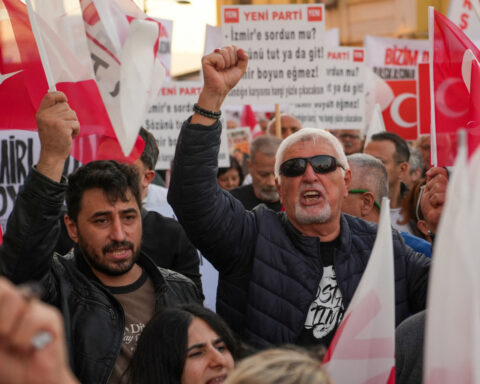 Turkish opposition backs voters to reject government 'coercion'