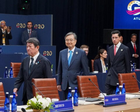 Japan demands release of national in meeting with Russia's Lavrov