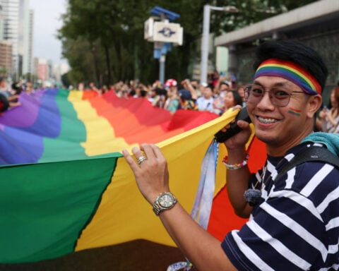 Taipei mayor gets angry reception at Pride after gay bar raid